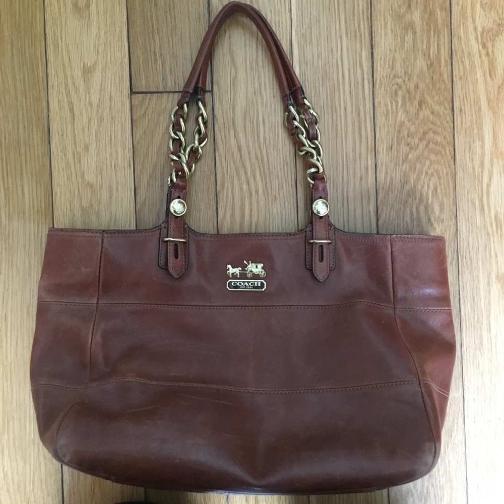 Leather tote with chain detail